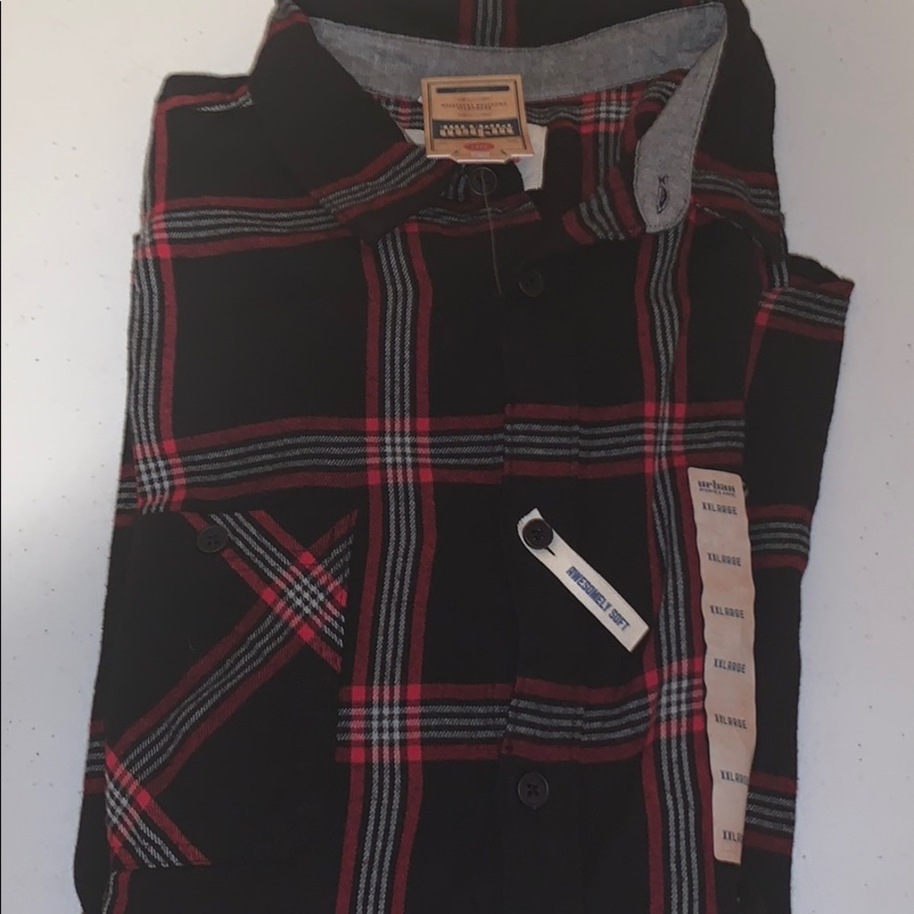 Checked flannel shirt size 2XL red and black